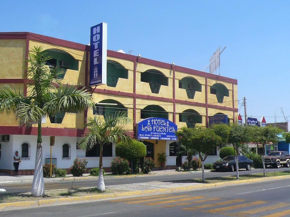 Hotel Las Fuentes Los Mochis Exterior foto