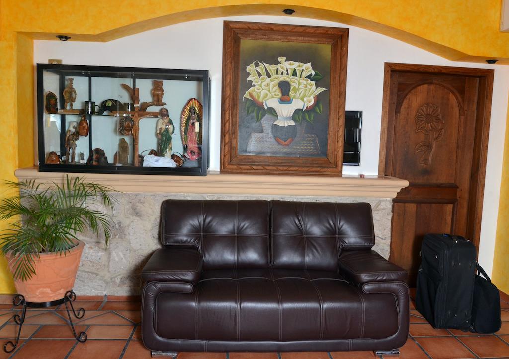 Hotel Las Fuentes Los Mochis Exterior foto