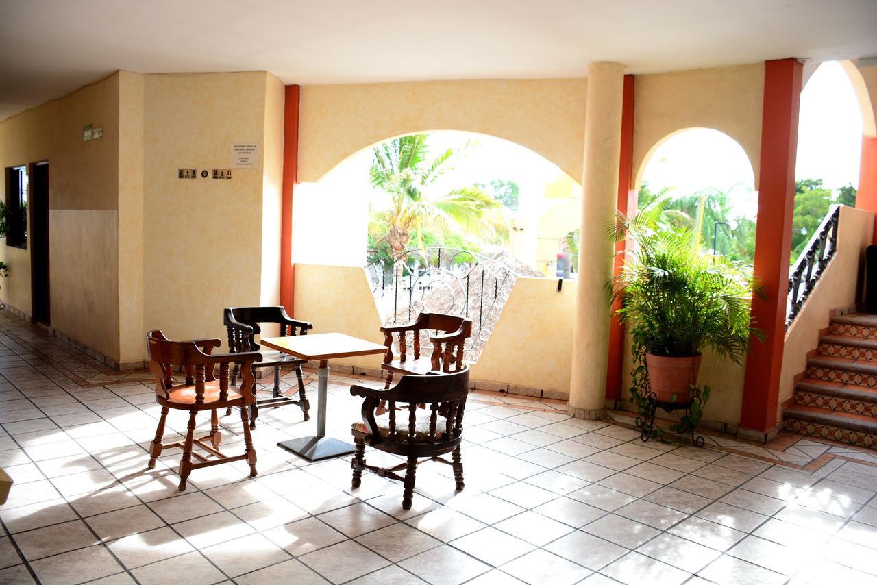 Hotel Las Fuentes Los Mochis Exterior foto
